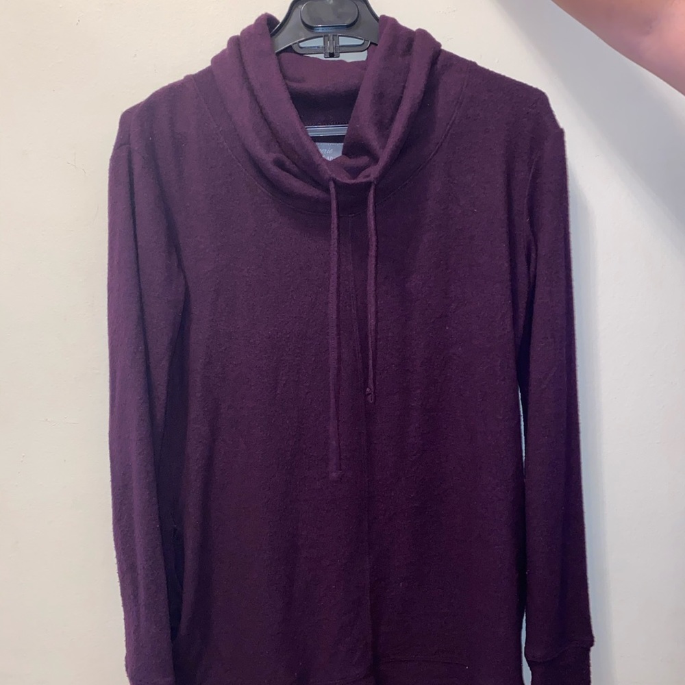 Aerie sweater with pockets